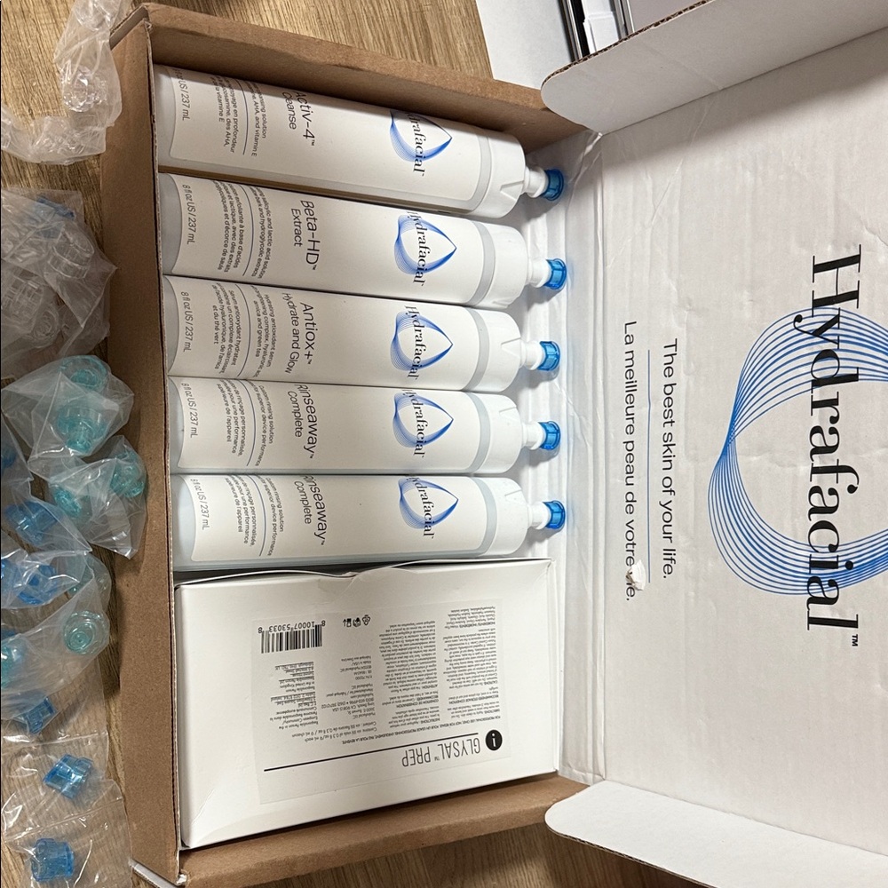 **** Brand New**** Hydrafacial starter kit